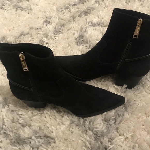 Brand new Isaac Mizrahi suede booties in black - Picture 2 of 4